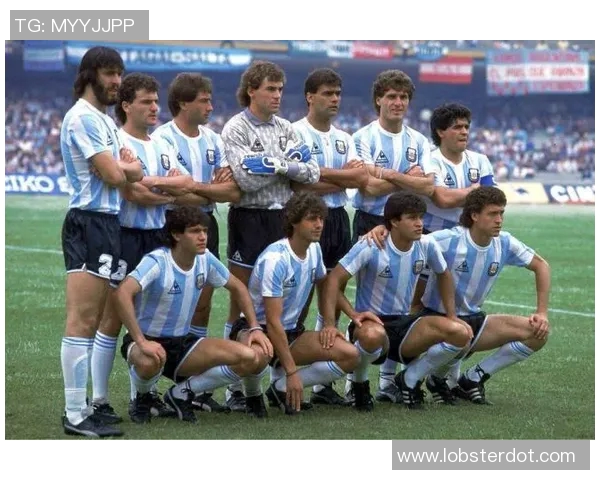 微胖足球明星揭秘他在绿茵场上的魅力与风采